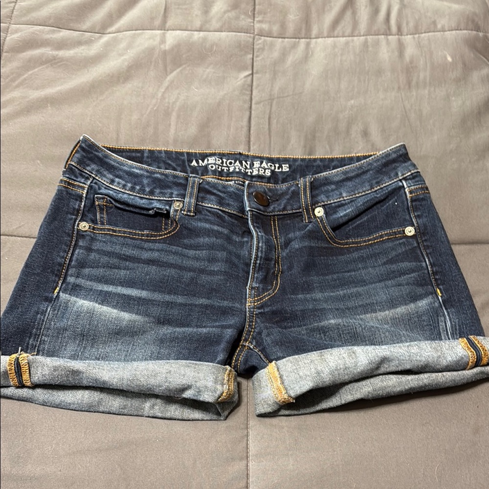 American Eagle Outfitters Blue Jean Shorts Classic Cuffed Design